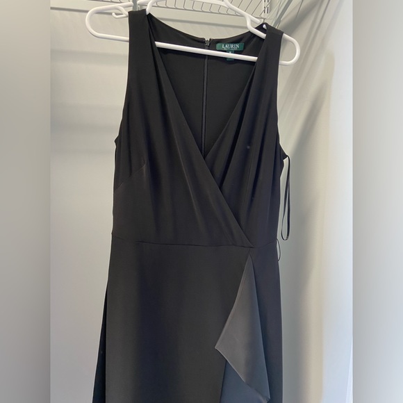 Dress - Picture 2 of 4